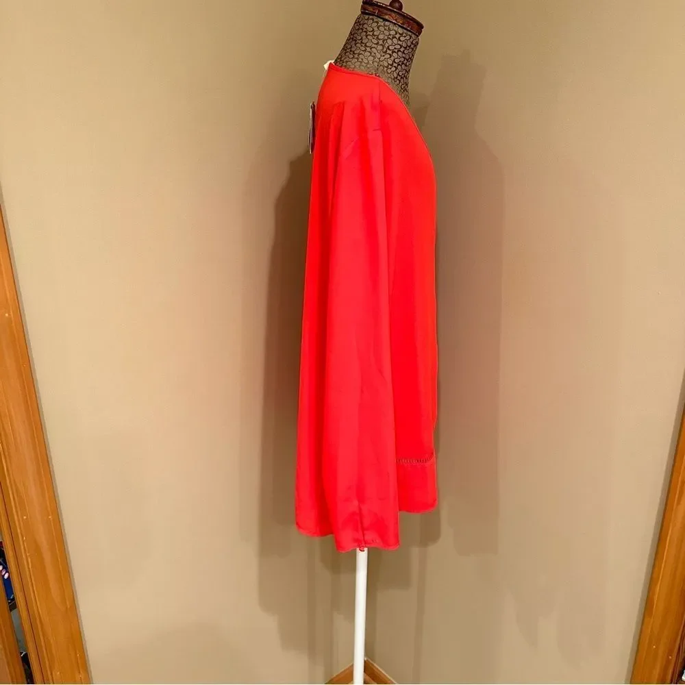 Blouse - Picture 3 of 11